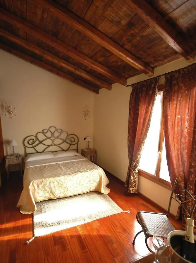 Hotel Isola Di Caprera Mira 3*,  Itálie