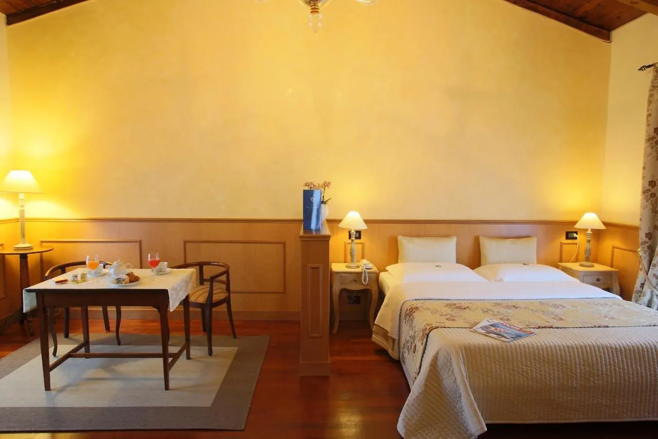 Isola Di Caprera Hotel Mira