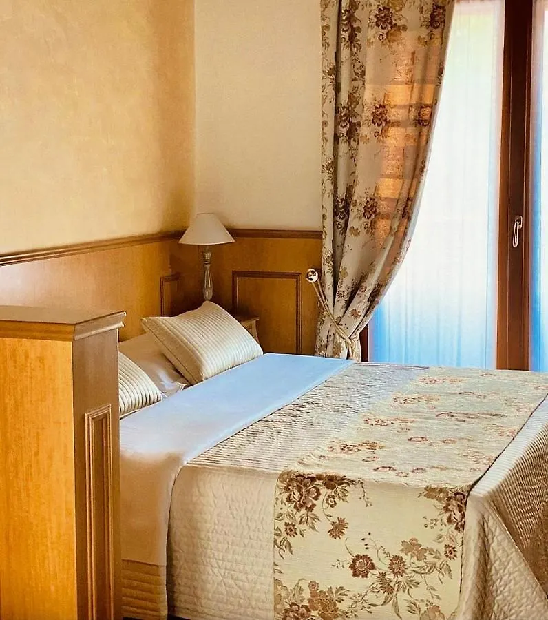 Hotel Isola Di Caprera Mira